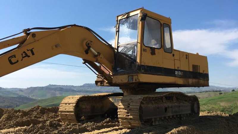 OmecoHub - CATERPILLAR 213B